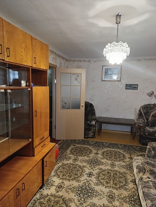 Продам двухкомнатную квартиру в центре пос. Кочеток.