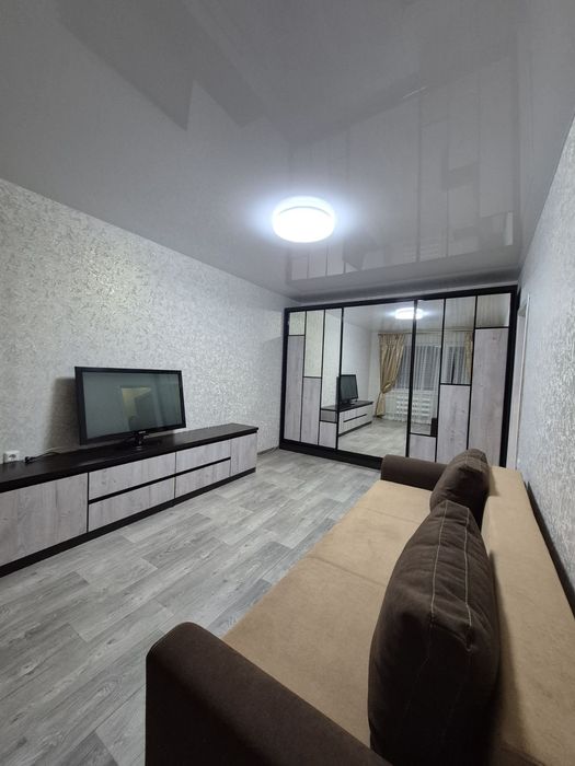 Здам хорошу квартиру на Таращанському масиві  для пари