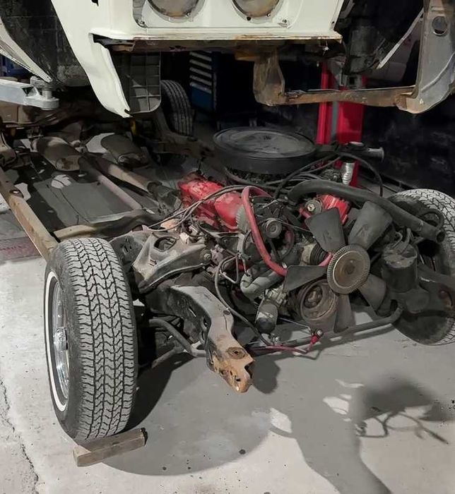 Buick Riviera 1972 (На ходу, але без кузова)