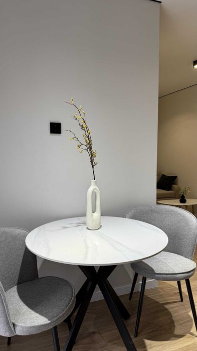 БЕЗ КОМІСІЇ! однокімнатна ВЕЛИКА квартира біля НАБЕРЕЖНОЇ