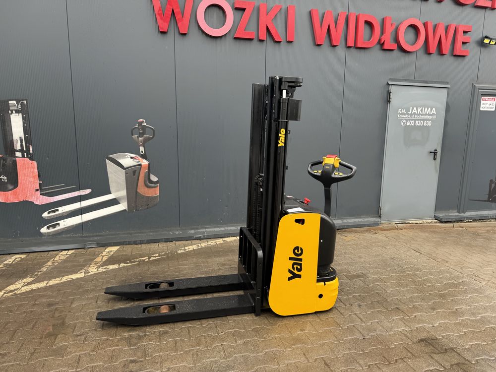 Paleciak elektryczny Yale 260 cm 1000 kg Jak Nowy Hyster