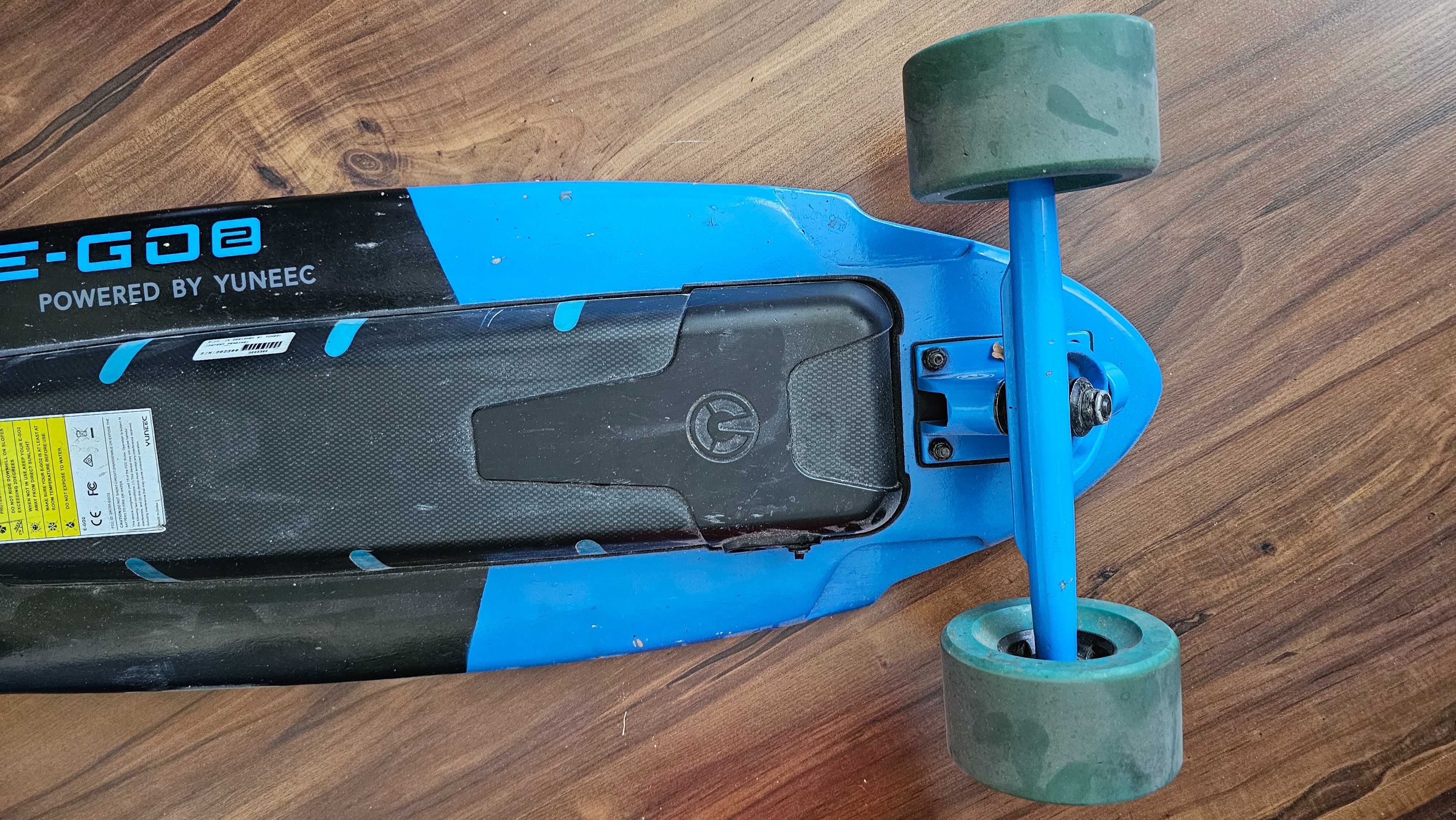 LONGBOARD Deskorolka elektryczna Yuneec E-GO2  20km/h