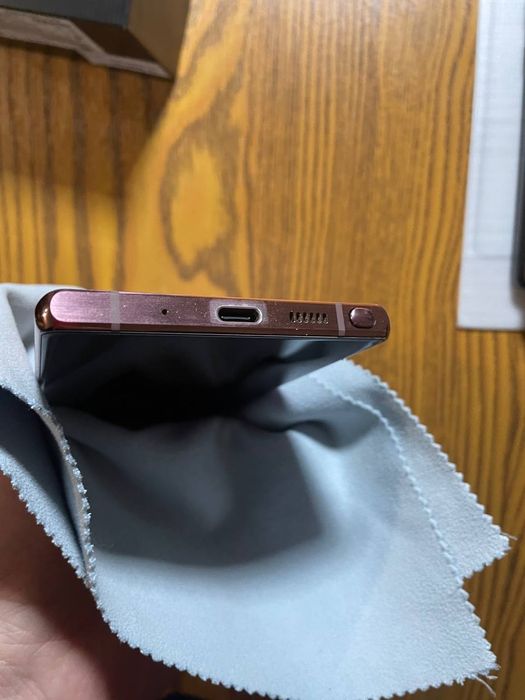 Samsung note 20 ,8/256.