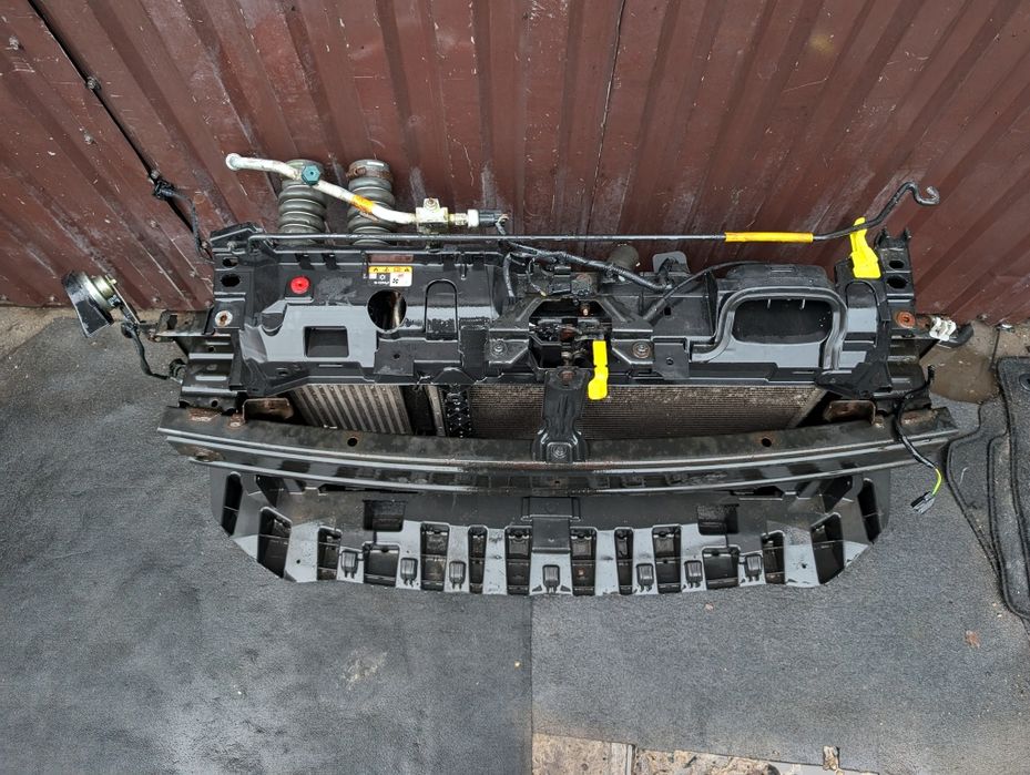 Телевізор установча панель ford fiesta mk7 рестайлинг