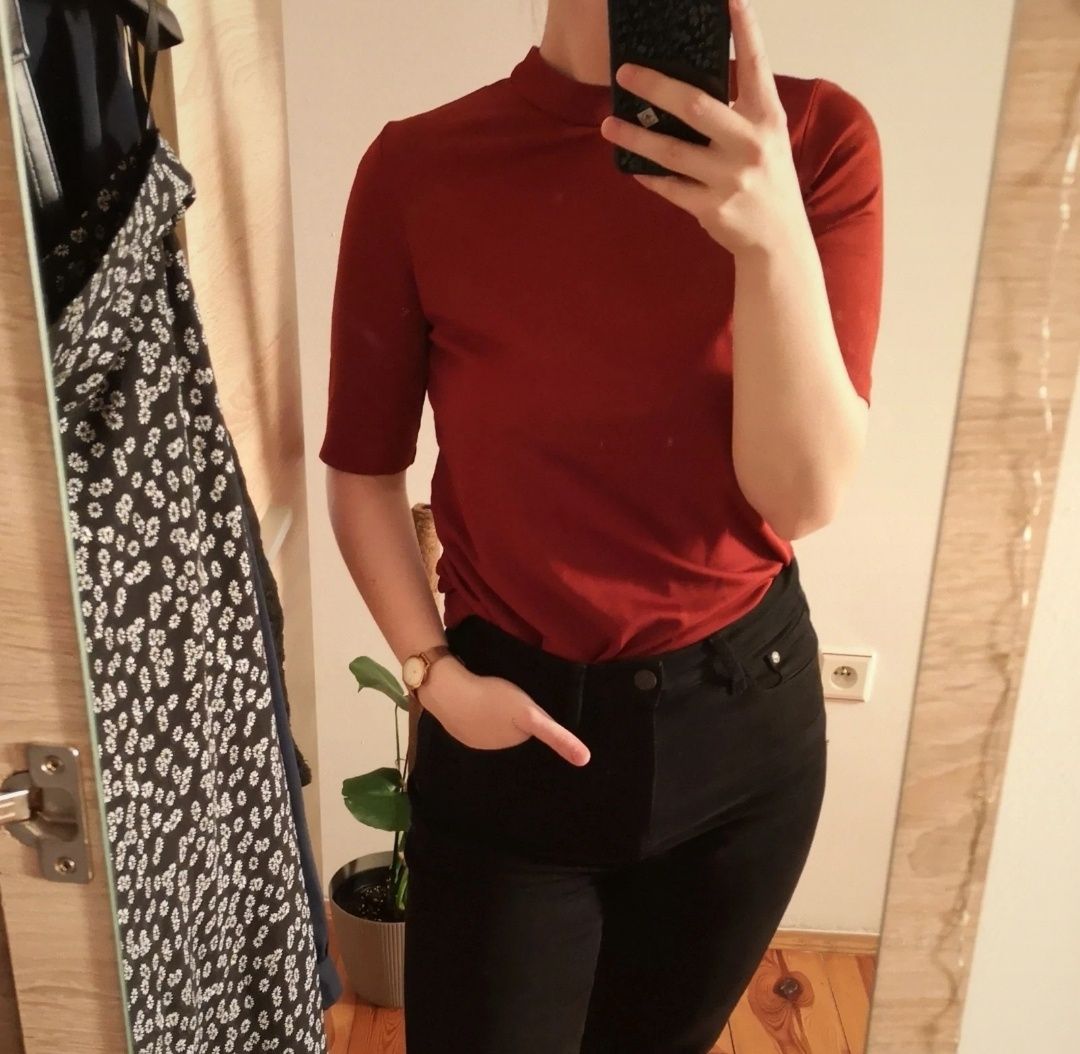 Elegancka ciemno pomarańczowa bluzka