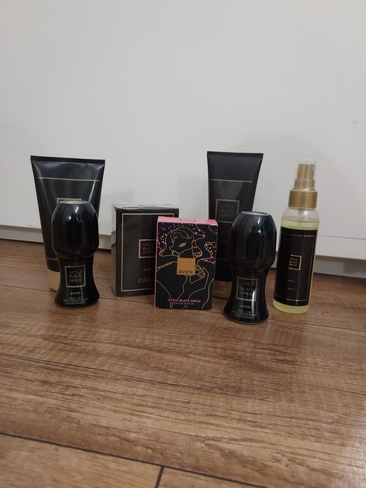 Duży zestaw Avon Little Black Dress perf. 50ml 30ml mgielka balsam deo