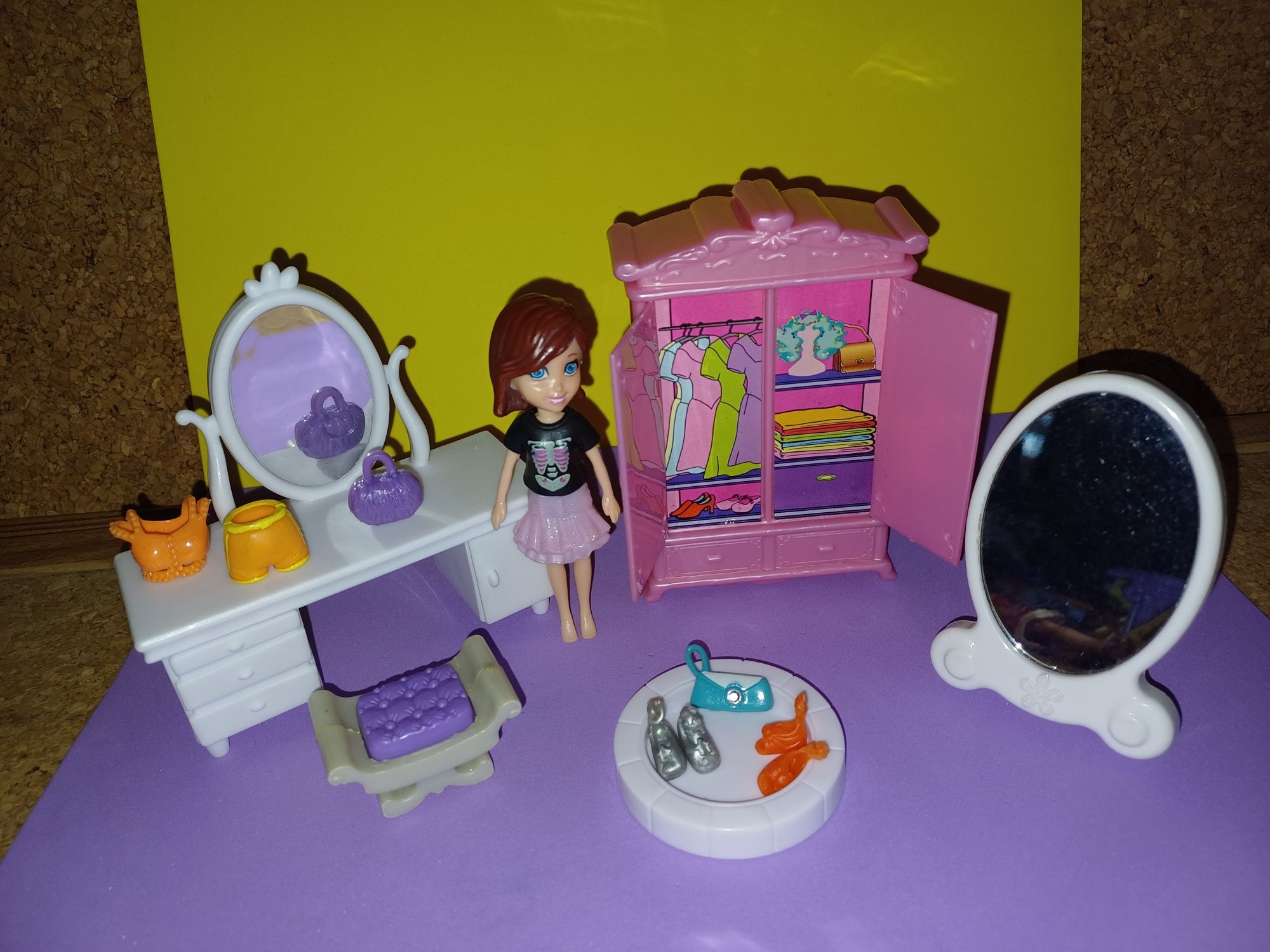 Polly pocket loja, boneca e acessórios.