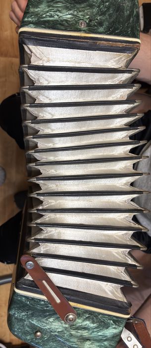 Акордеон - «Темп» в гарному стані