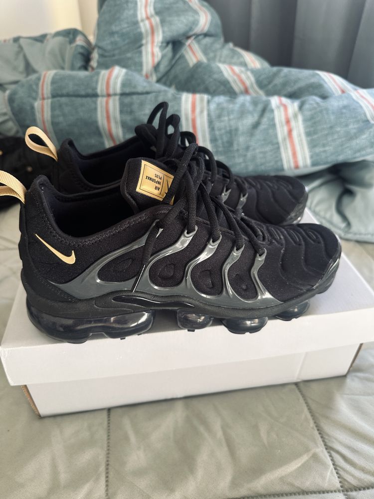 Nike Air VaporMax Plus