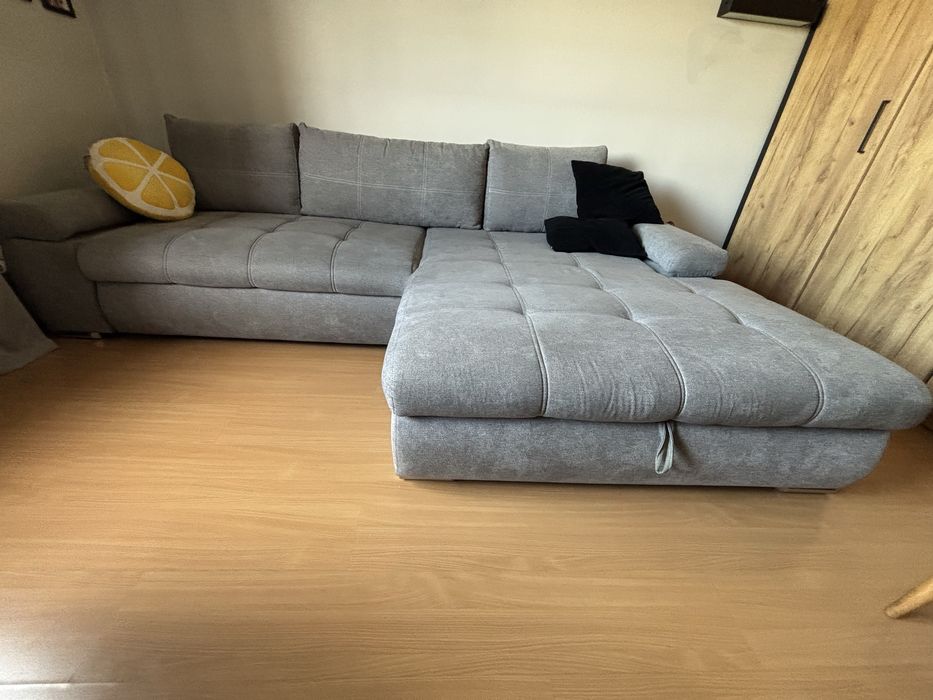 Duzy naroznik z funkcja wygodnego spania