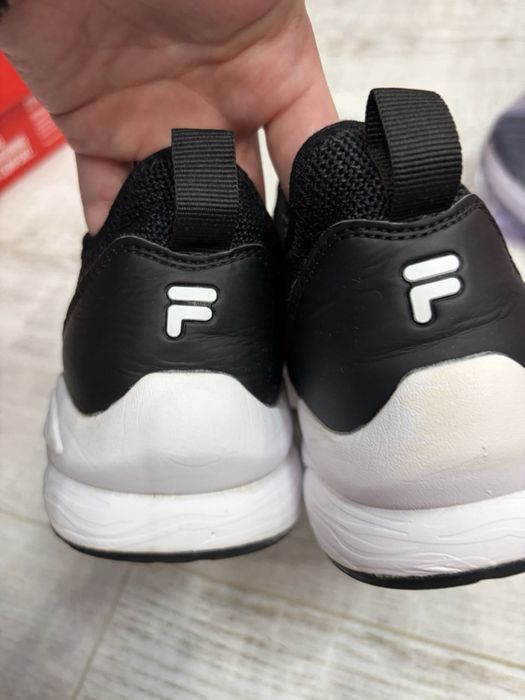 Кросівки Fila в ідеальному стані