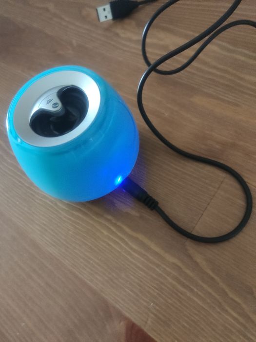 Conjunto de headphones e coluna bluetooth