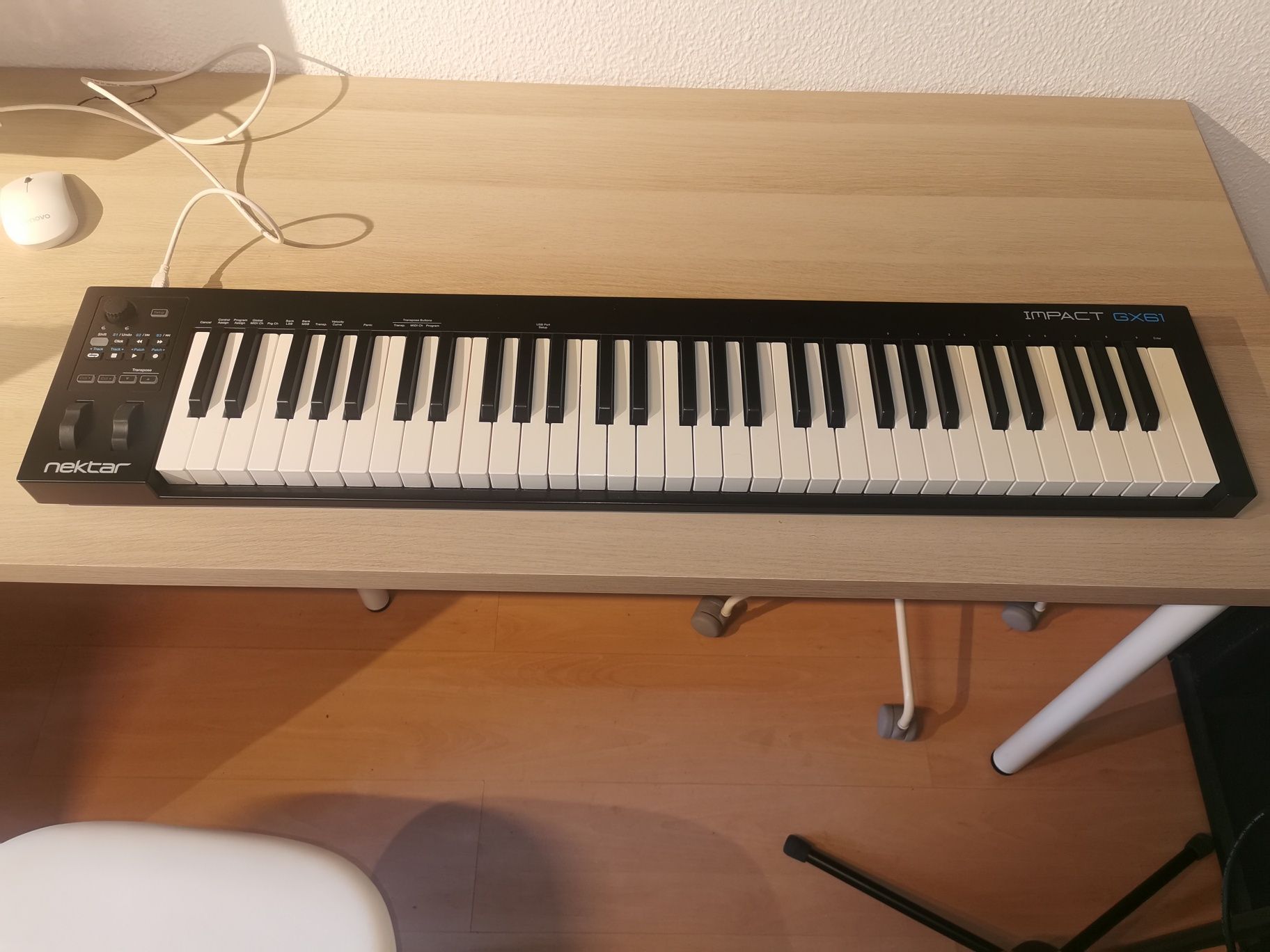 Nektar Gx61 teclado controlador