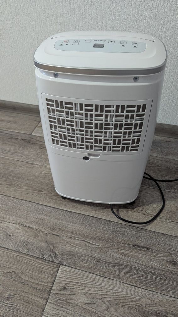 Продам осушувач повітря Aircond A10