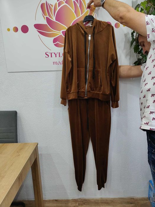 Dres welurowy karmelowy L/XL