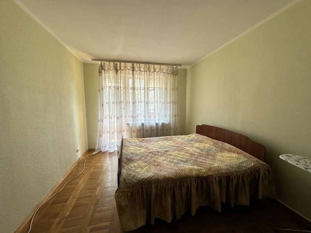 3кім. кварира в центрі вул. Княжа