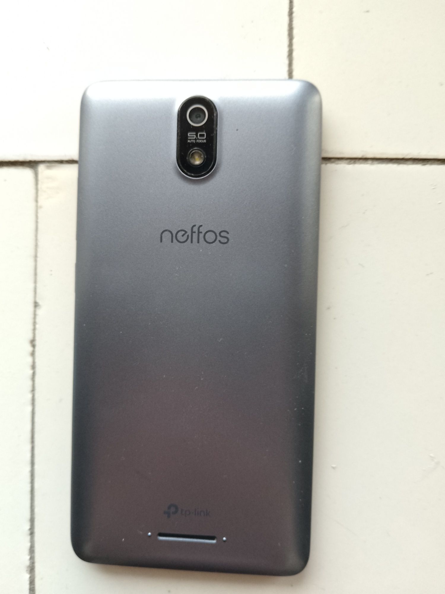 Neffos C5s    смартфон