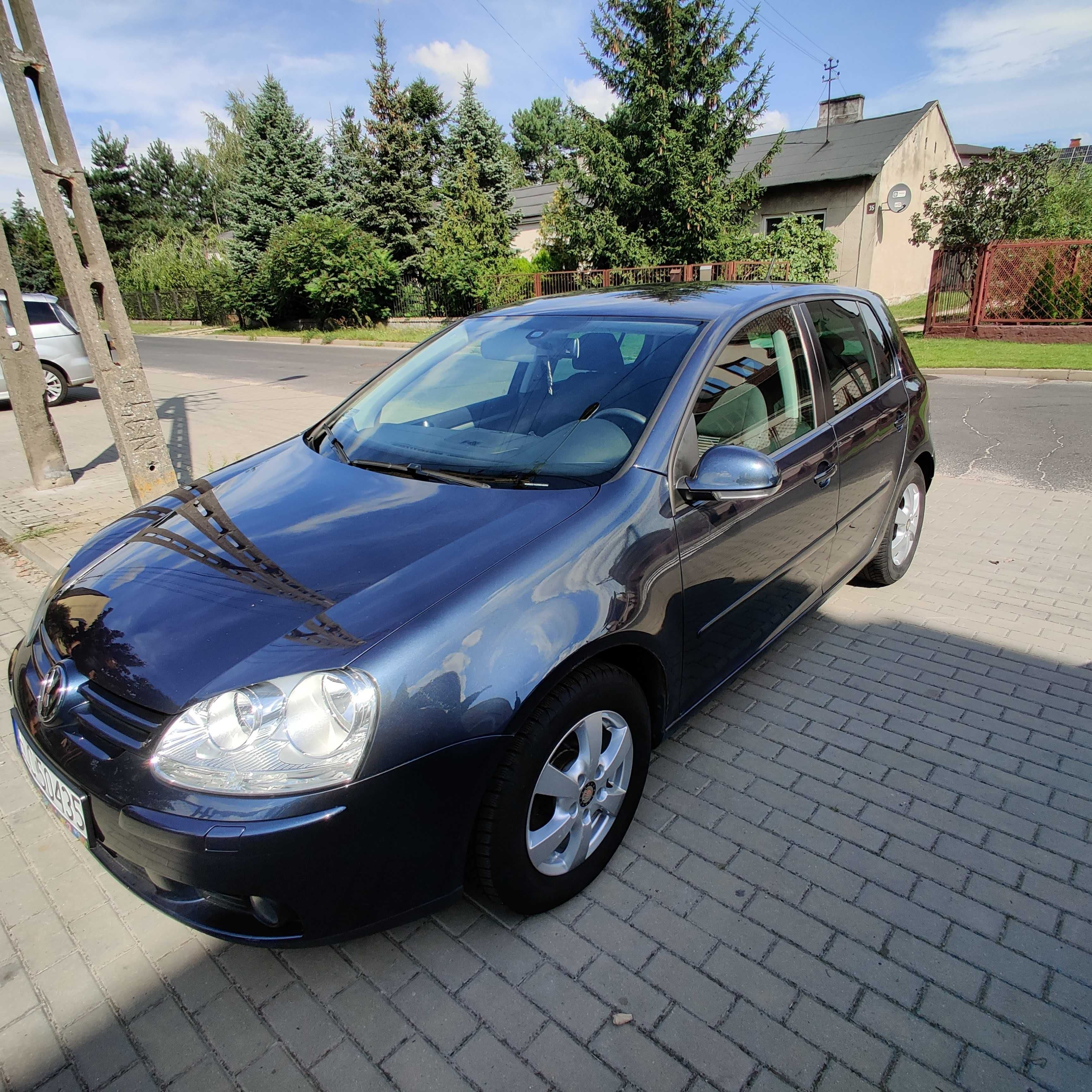 Volkswagen Golf V 1.6 MPI 2008r, wersja United