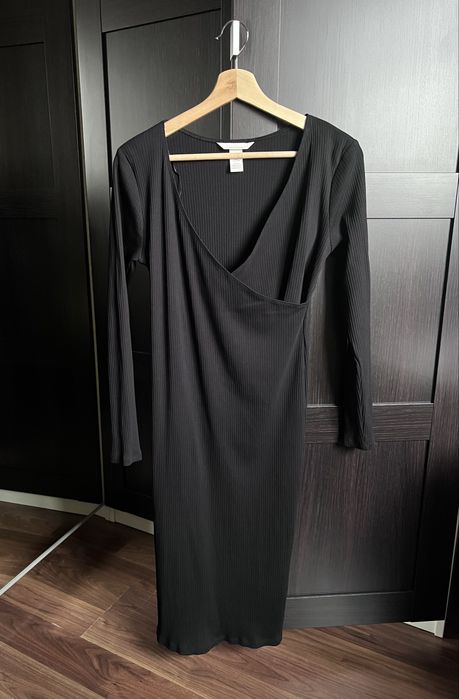 38(M) czarna sukienka H&M MAMA do karmienia