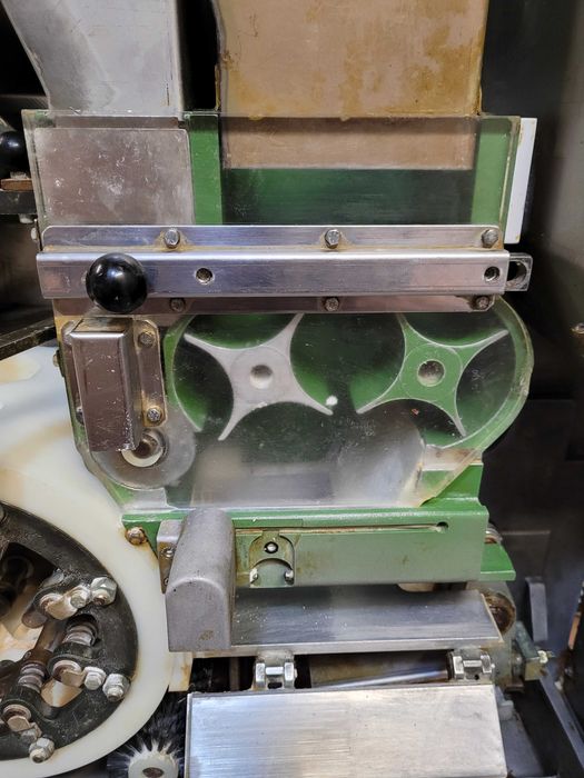 Konig Mini Rex dzielarka bułek pączków 35g-135g