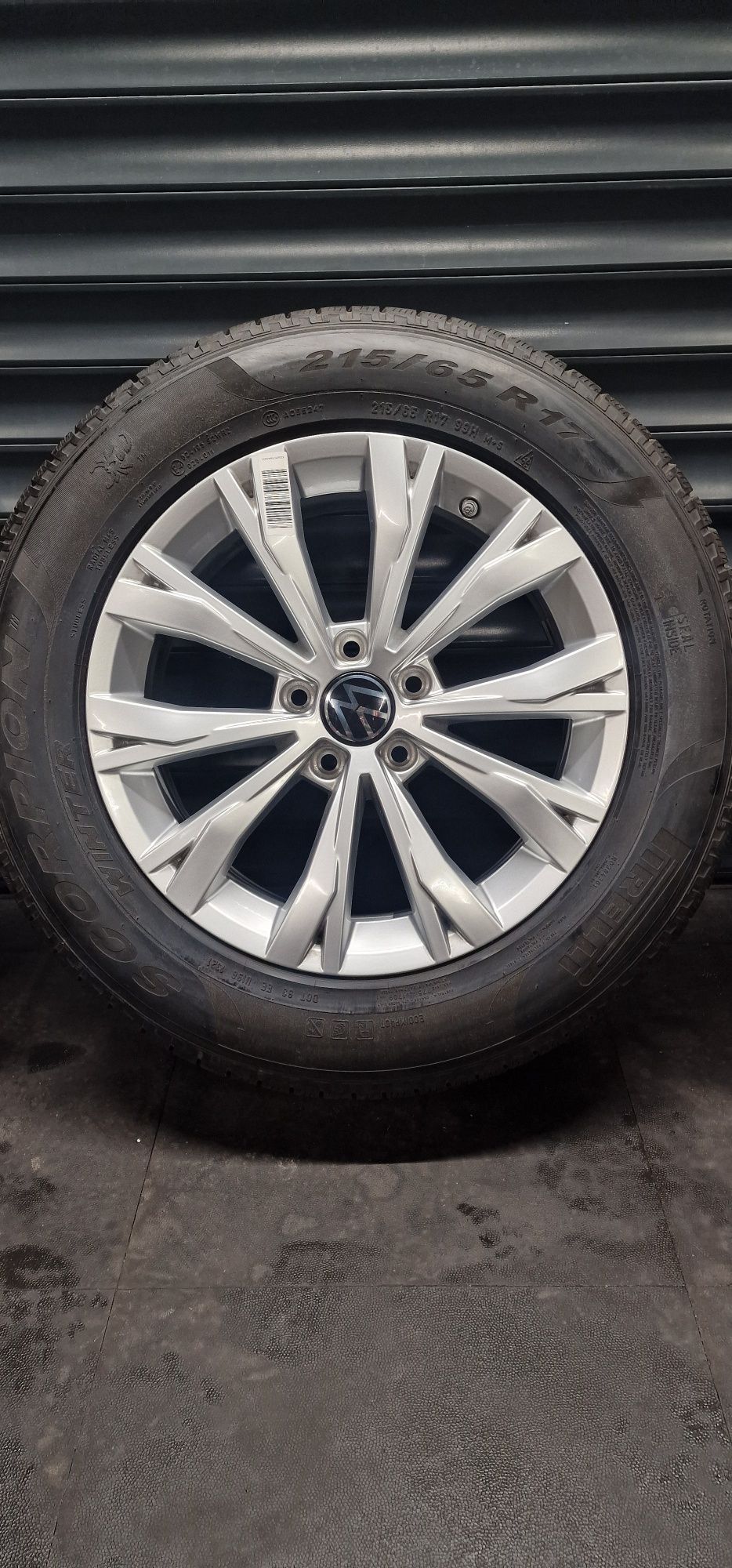 Nowe Koła zimowe VW TIGUAN II   Pirelli 215 65 R17