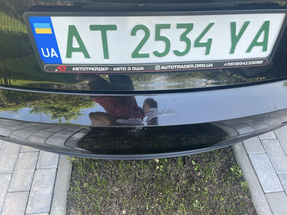 Telsa model 3 mid range CCS2