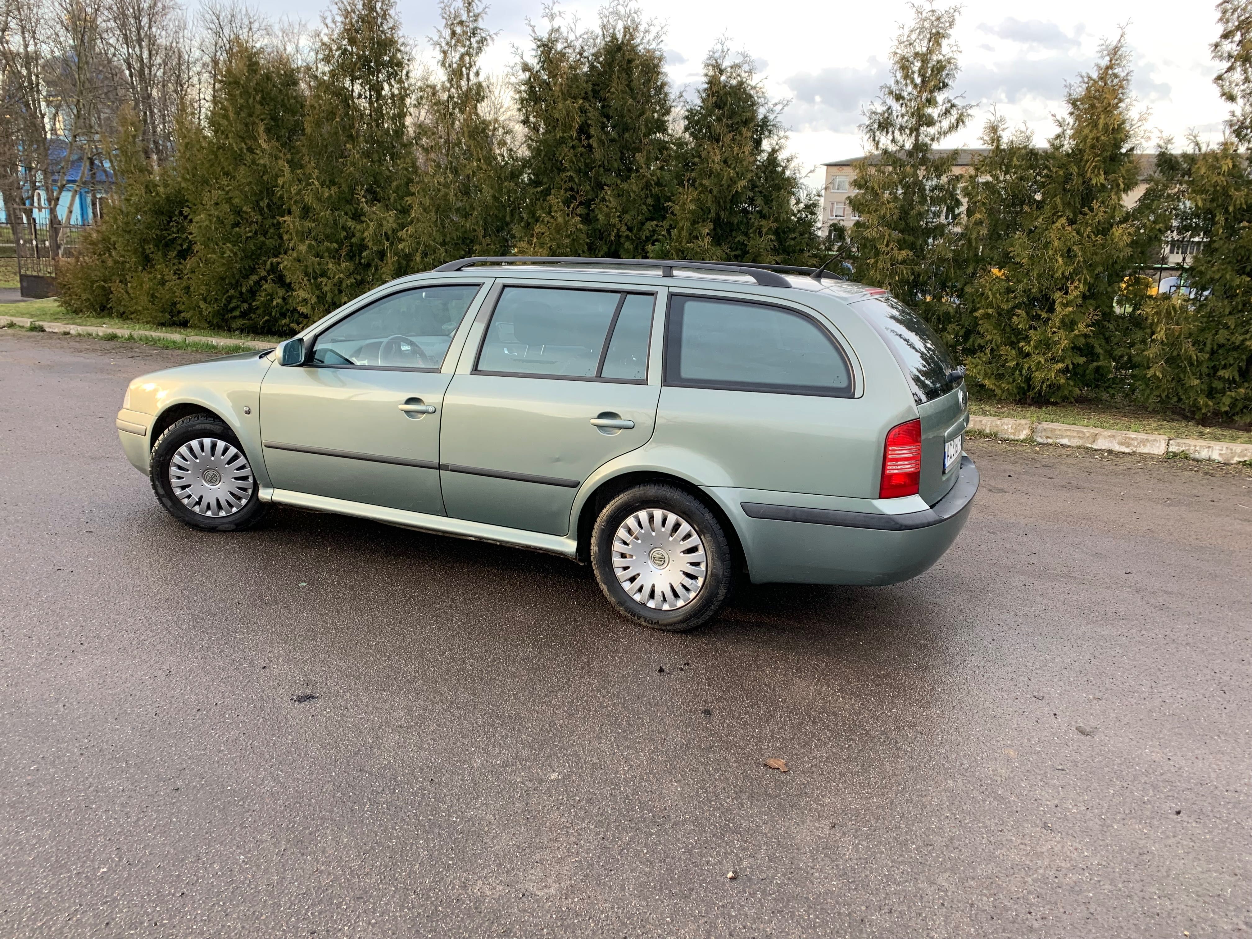 Skoda Octavia 2003 1.6 бензин