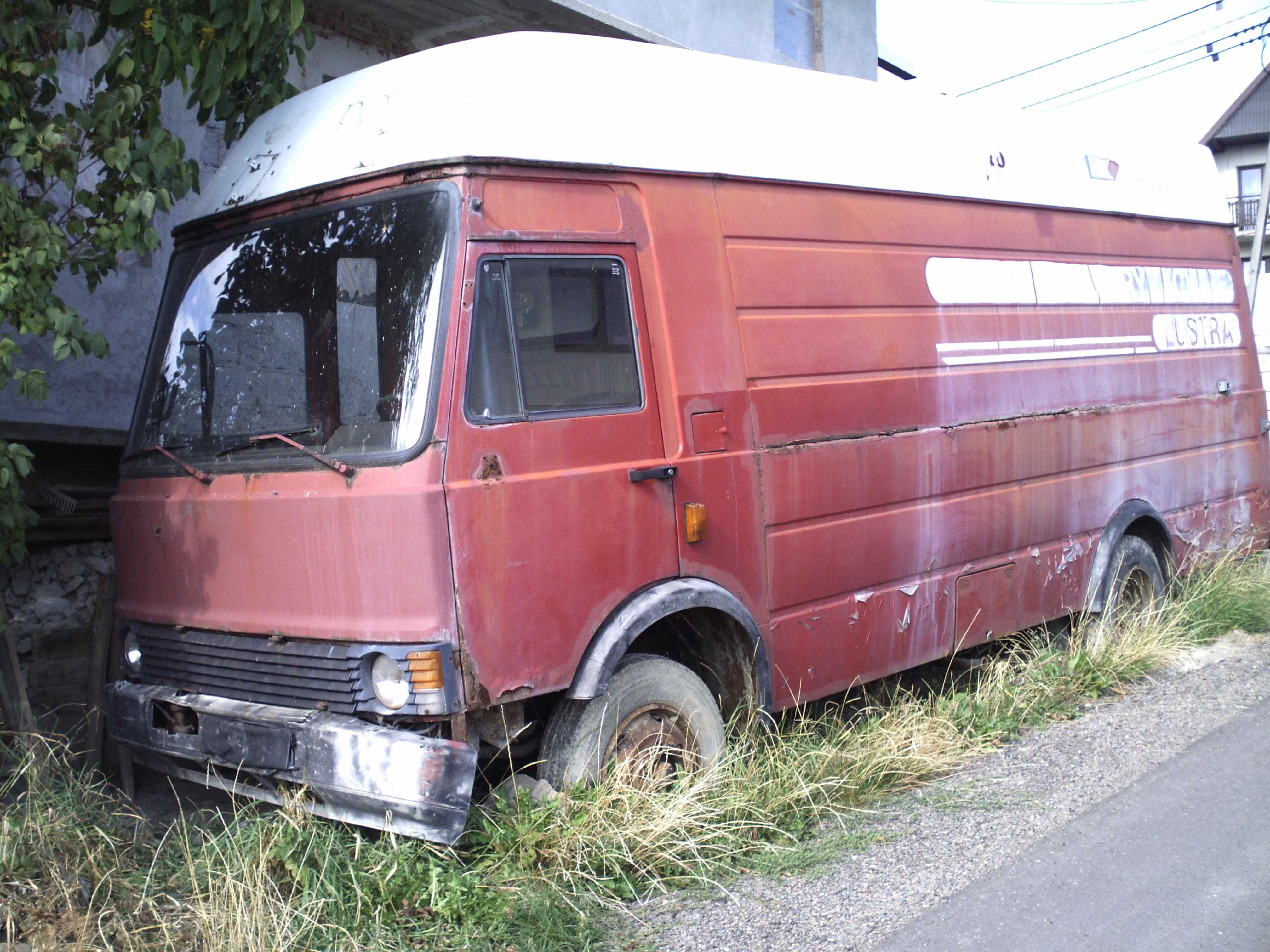 nadbudówka do łódki łodzi 6,30 m z iveco magirus dach zadaszenie