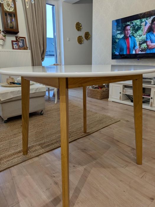 Stół kuchenny okrągły