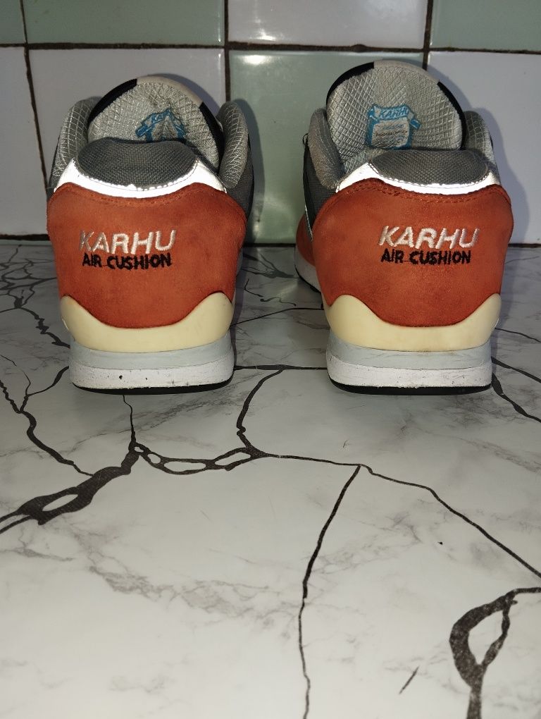 Кросівки Karhu р.43 шкіряні сучасні чоловічі