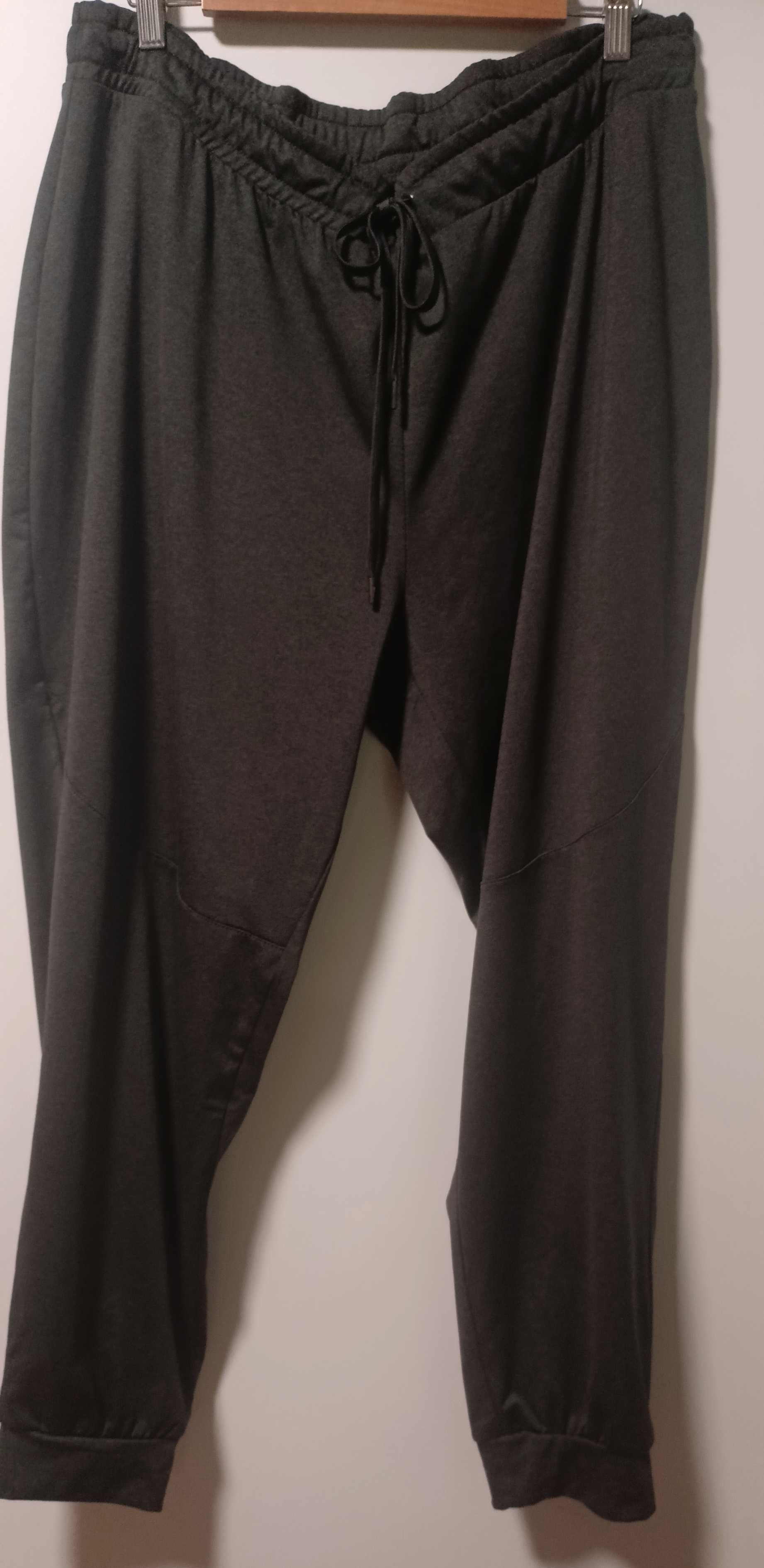 Spodnie dresowe męskie z lejącego materiału 2XL/3XL