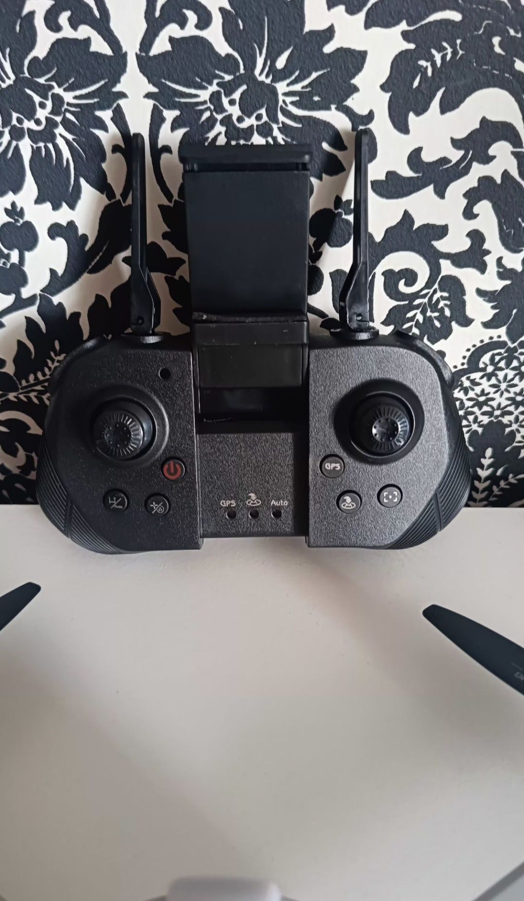 Dron z kamerą 4DRC F10 GPS Profesionalny Prezent