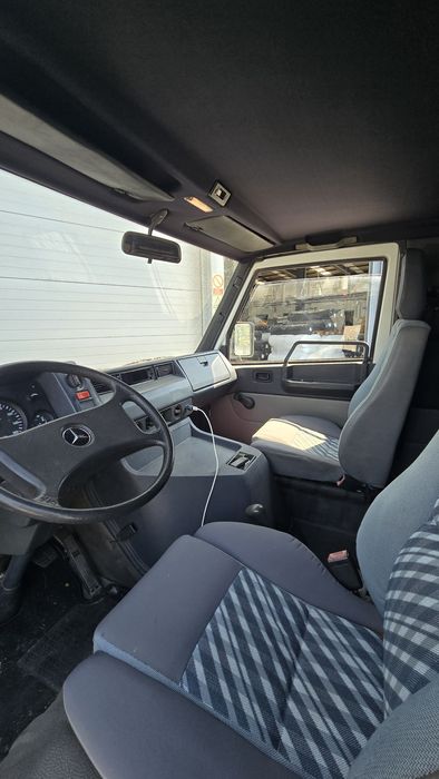 Mercedes MB 100D