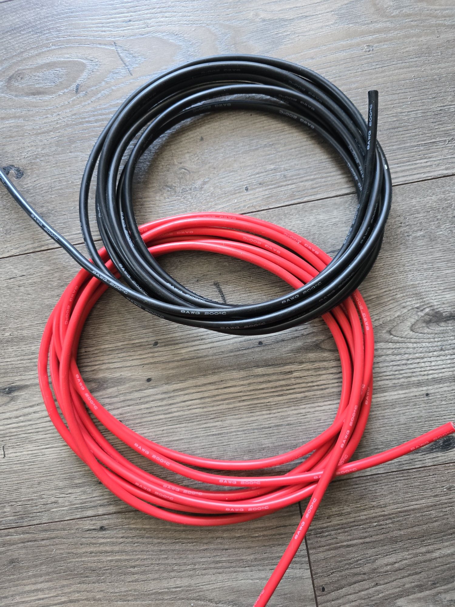 Przewód silikonowy 8 AWG=8mm2, 4 metry czerwony i 4 metry czarny