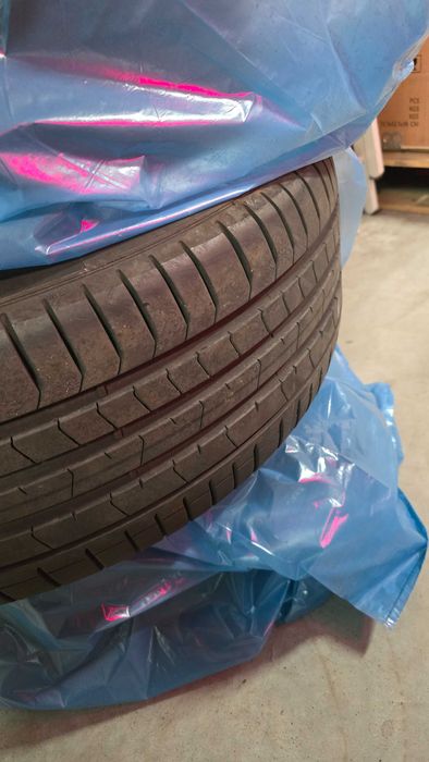 Pirelli P ZERO 235/50/R19 99W - LETNIE - 1 sezon - 14000 km przebieg