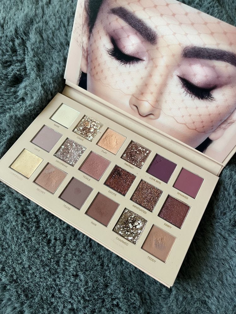 Paletka Huda Beauty Nude