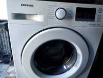 Particular, máquina  de lavar roupa.Samsung
