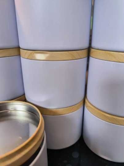 6 Caixinhas/Frascos brancos para velas da Amazon