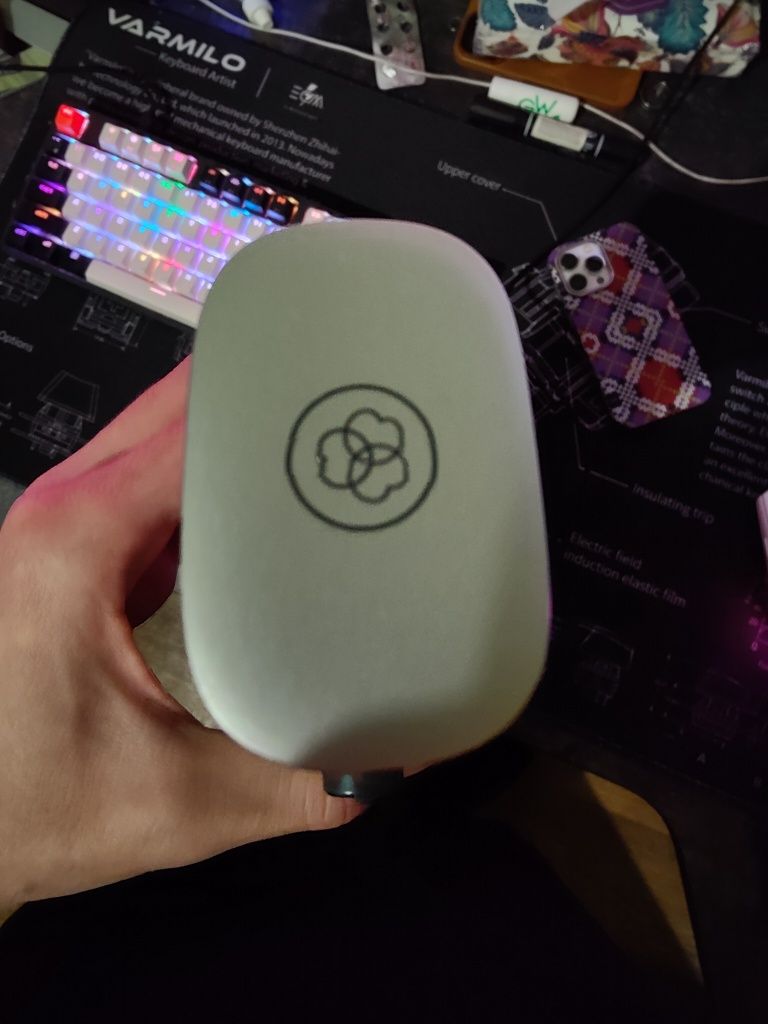 Микрофон AKG Ara
