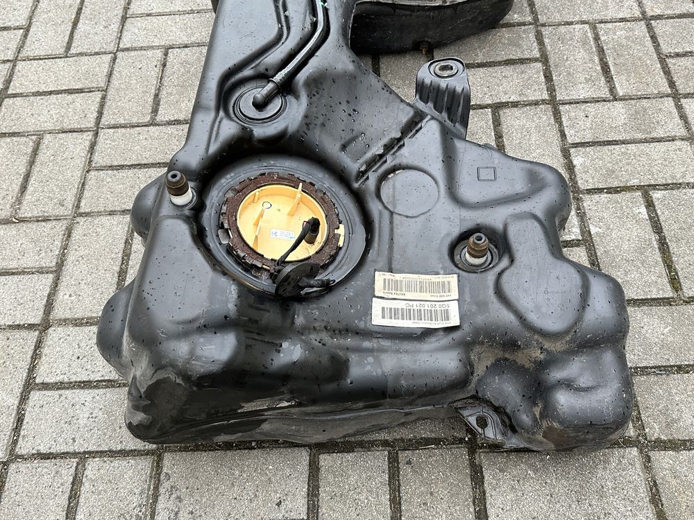 AUDI A3 8V Skoda VW 2.0TDI Quattro 4x4 Zbiornik pompa paliwa diesel