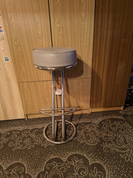 Hoker krzesło barowe