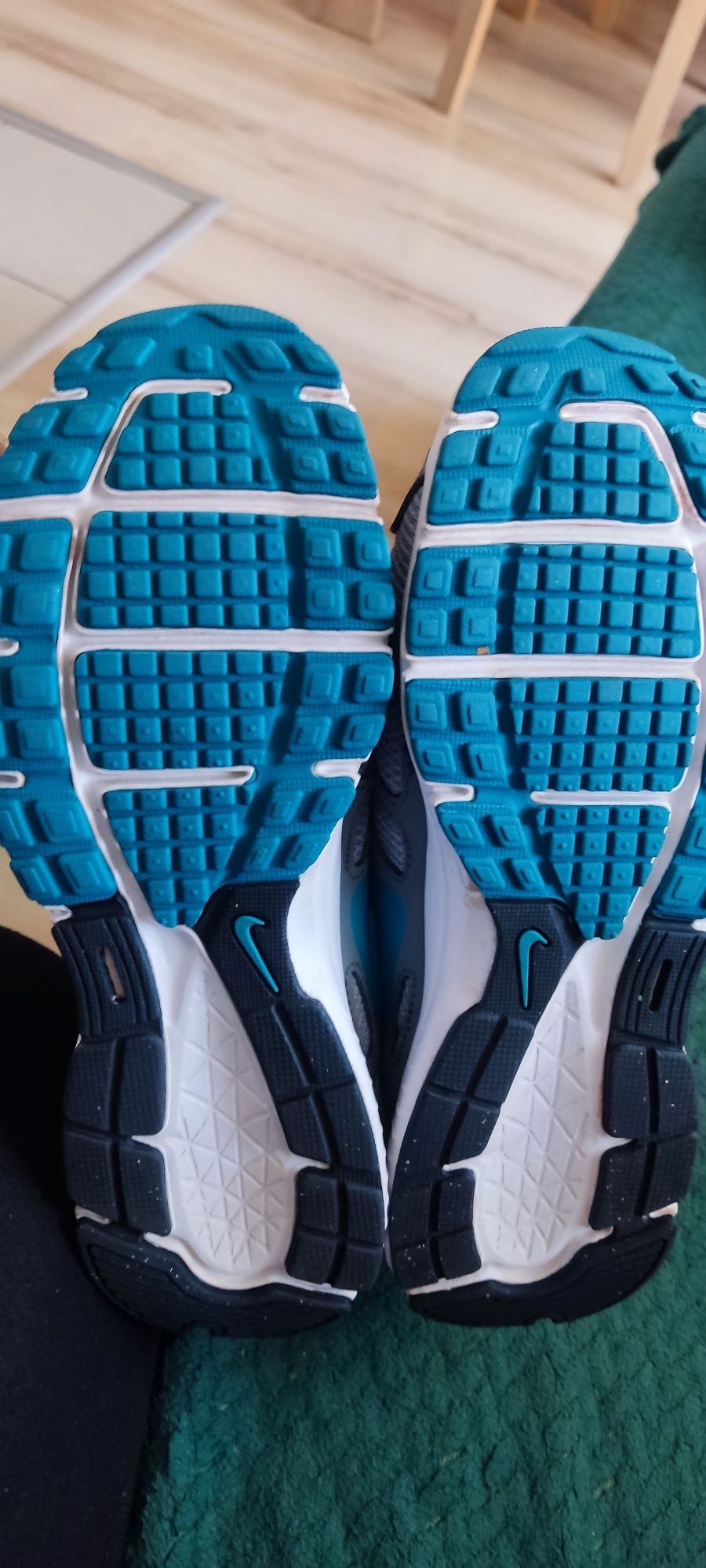 Buty sportowe Nike rozmiar z metki 38 24 cm