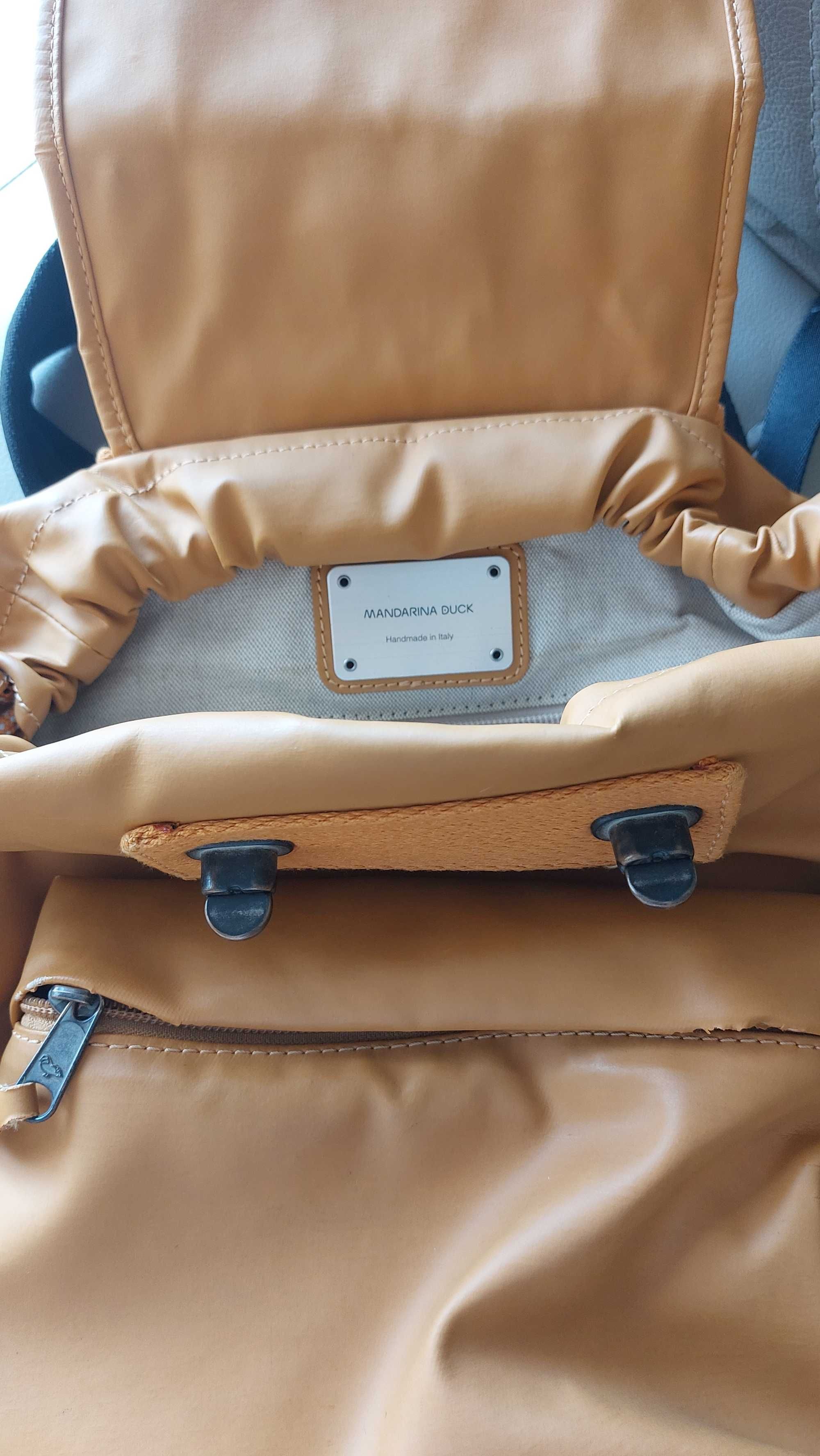 Mochila Mandarina Duck