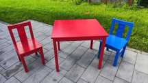 Dwa krzesełka i stolik ikea