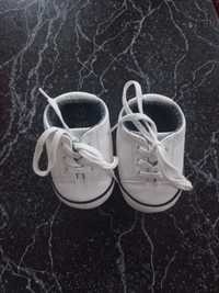 Взуття для новонародженого