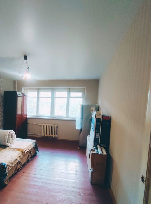 Продаж 2-х кімнатної квартири по вул. Незалежної  України