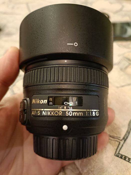 Дзеркалка Nikon D3200, як нова!