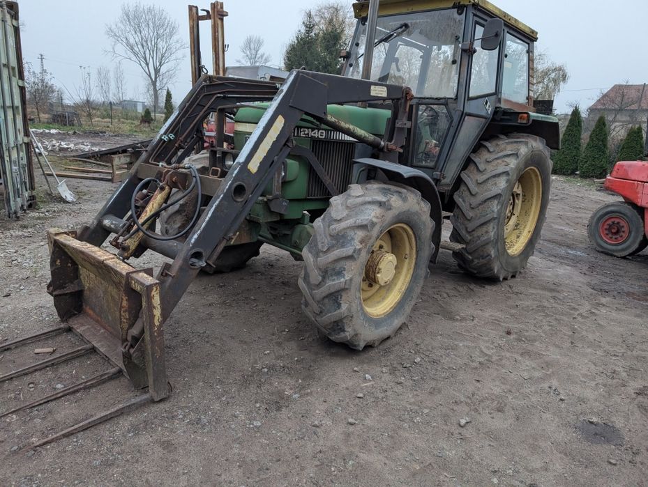 John Deere 2140 z turem