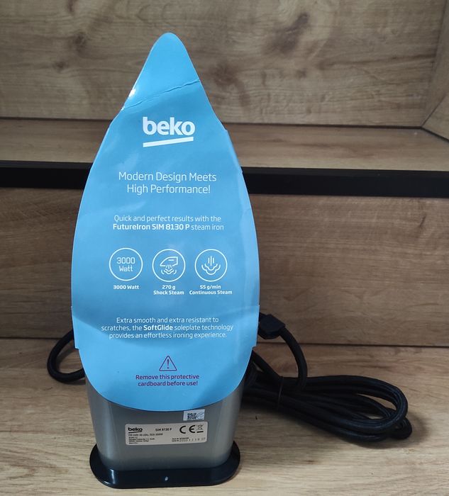 Żelazko parowe Beko SIM 8130 P o mocy 3000W i wydajności do 270 g/min
