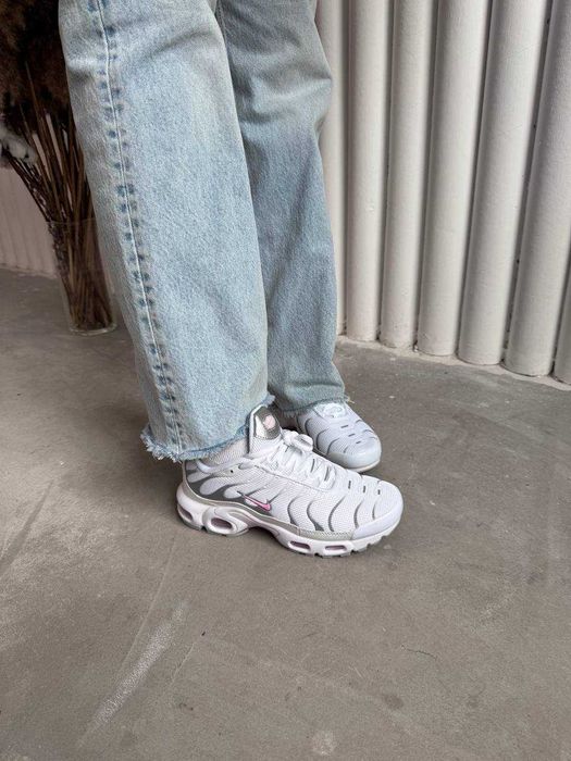 Кроссовки женские Nike TN Plus white pink / Найк ТН белые 37 38 39 40